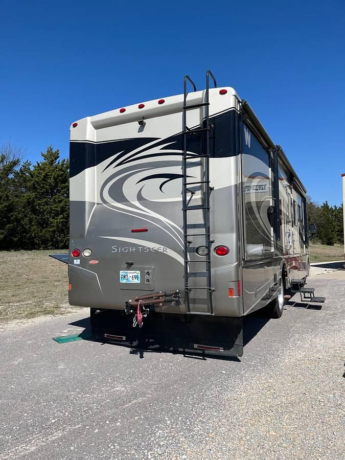Used 2014 Winnebago Sightseer M33C Class A Motorhome