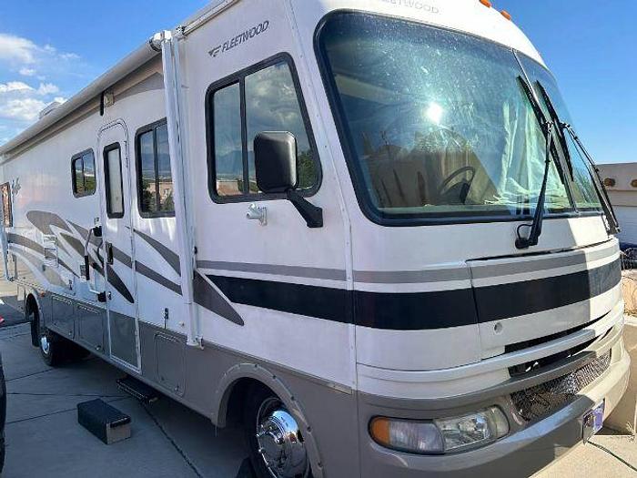 Used 2004 Fleetwood Fiesta 32S