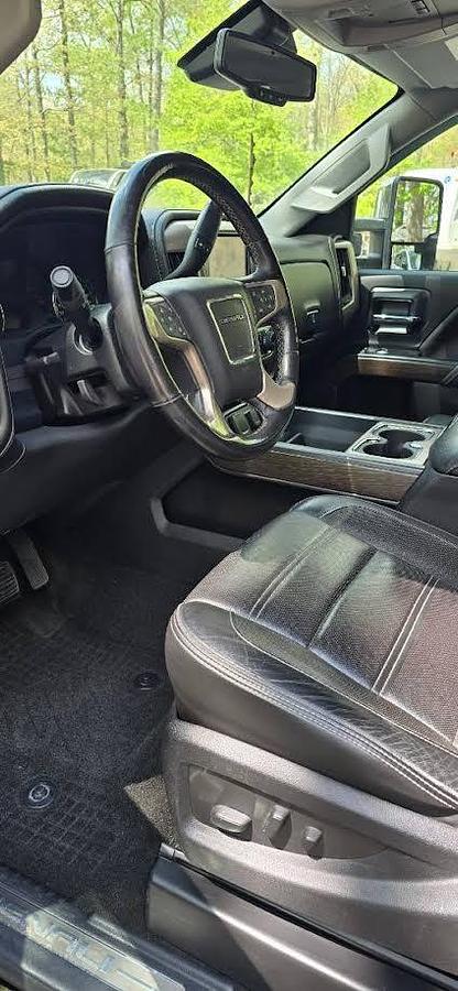 Used 2021 KZ Durango Gold G387FLF W/2018 GMC 3500 HD Denali