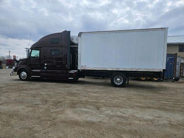 Used 2018 Volvo VNL42780