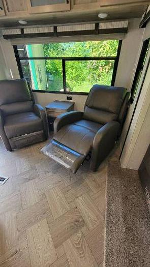 Used 2021 Palomino Puma 27RLSS