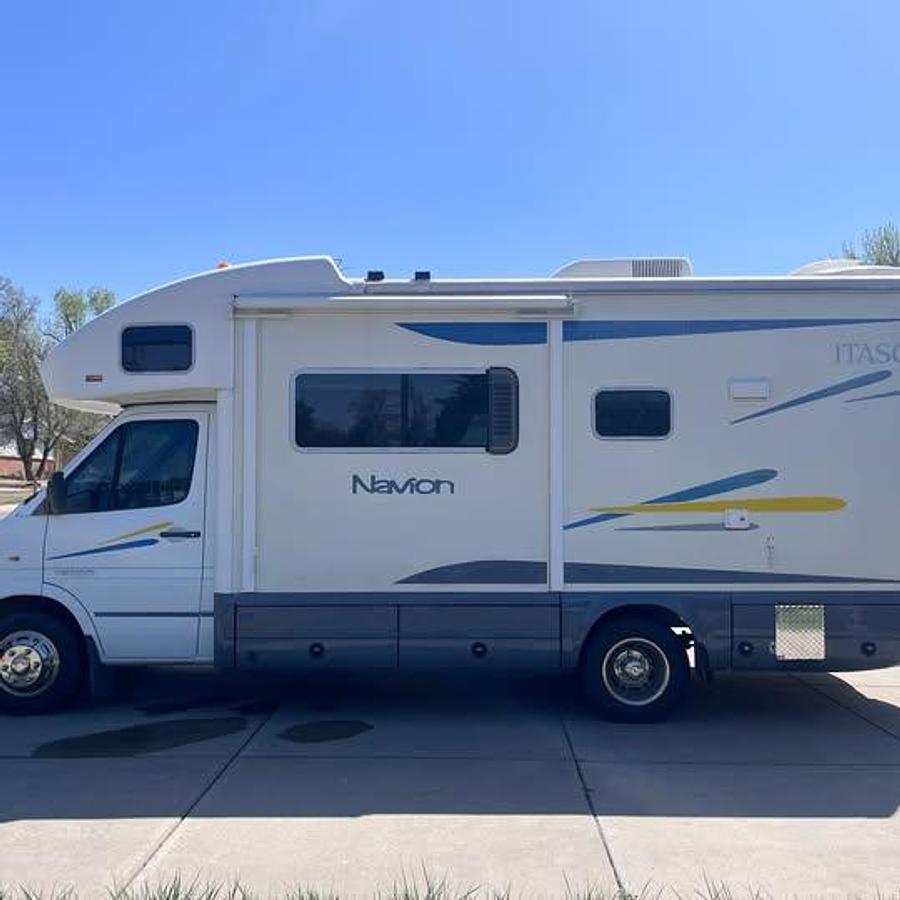 Used 2006 Winnebago Sprinter Navion Itasca Rv