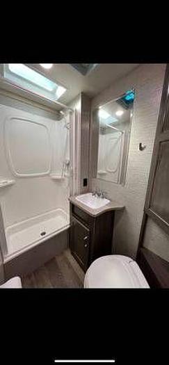 Used 2020 Winnebago Minnie Winnie 22R