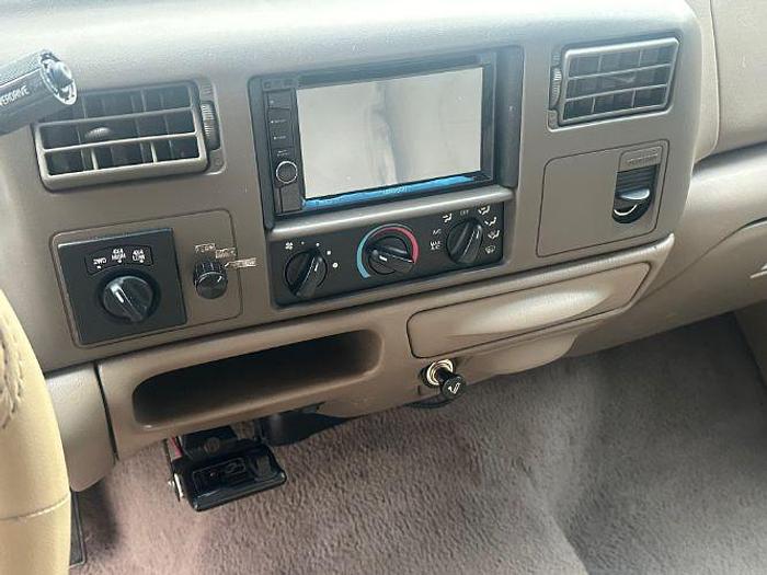 Used 2000 Ford Super Duty F-350 SRW XL