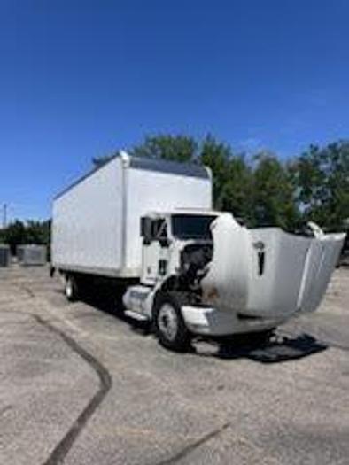 Used 2019 KENWORTH T270 Box Truck