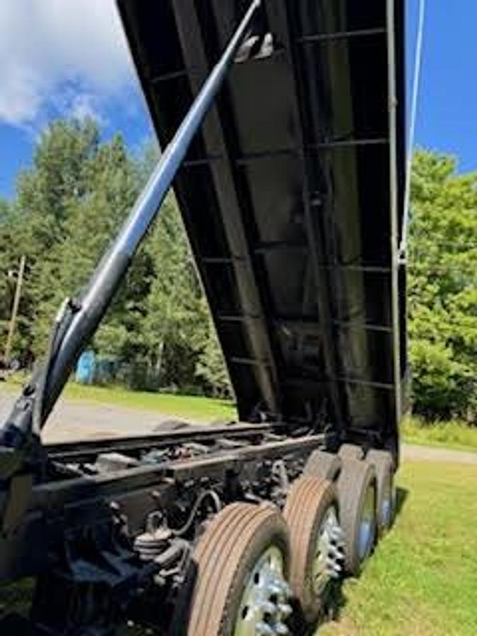 Used 2015 Peterbilt 567 Dump Truck