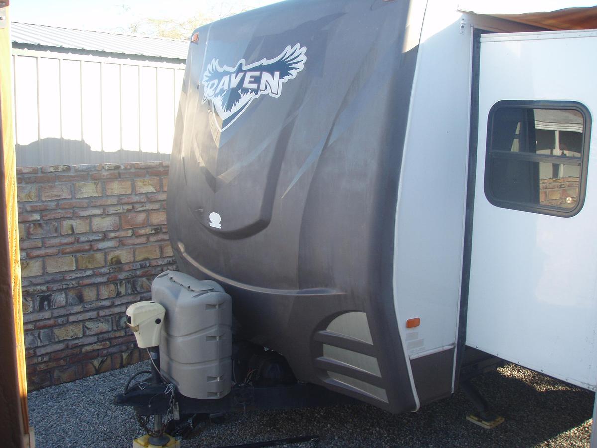 Used 2013 SunnyBrook Raven Travel Trailer