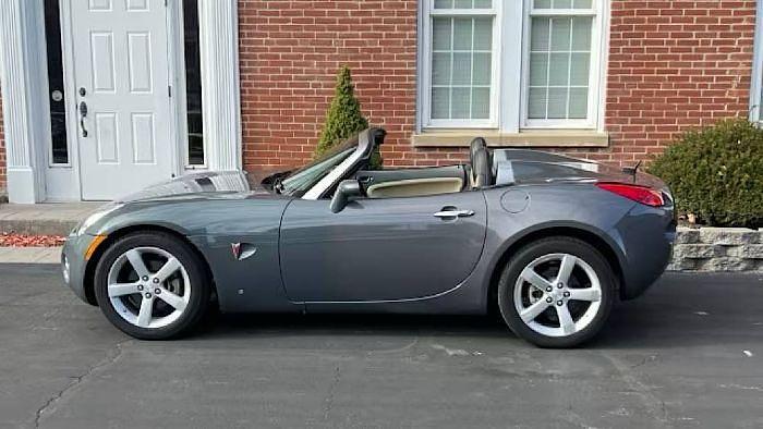 Used 2008 Pontiac Solstice
