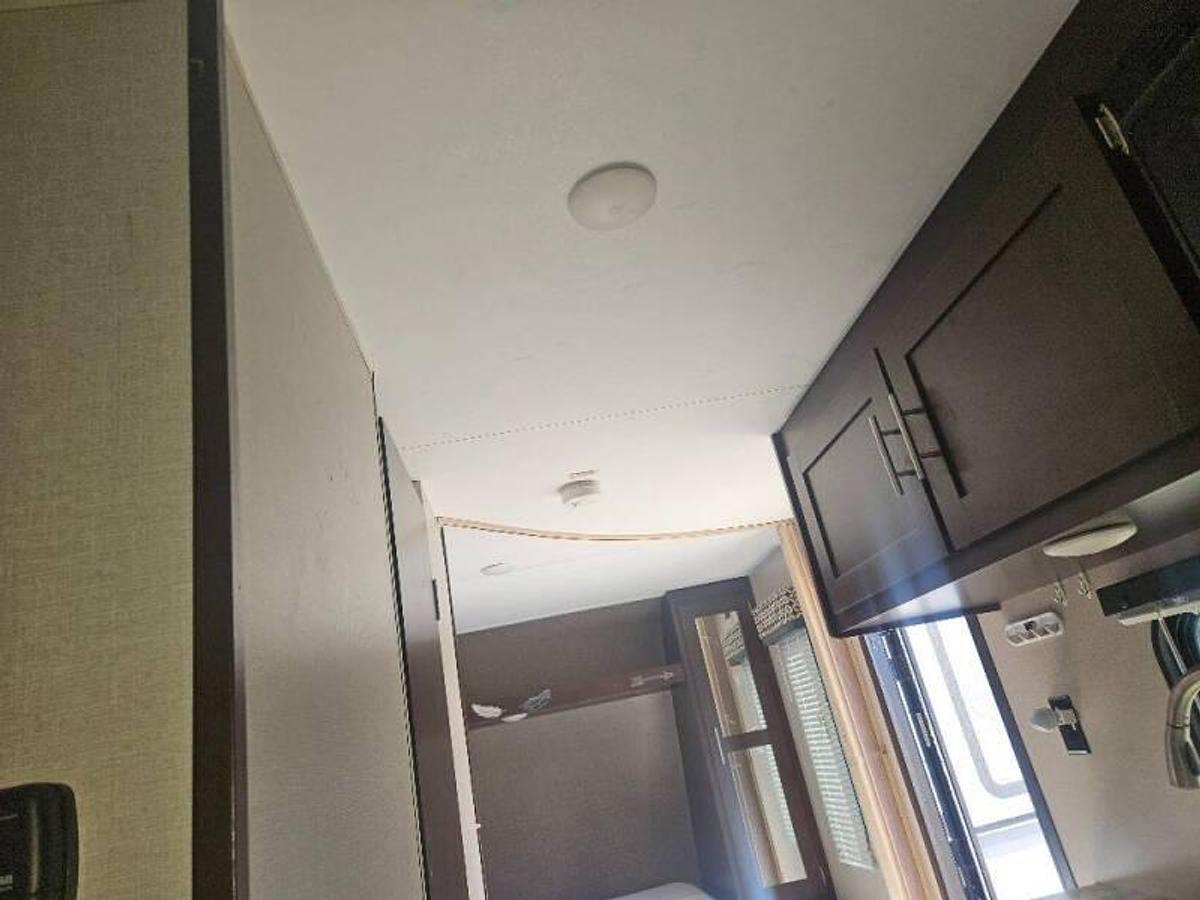 Used 2018 KZ Sportsman Travel Trailer