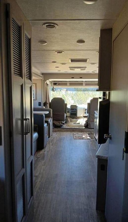 Used 2024 Thor Motor Coach Hurricane 35M Class A Motorhome
