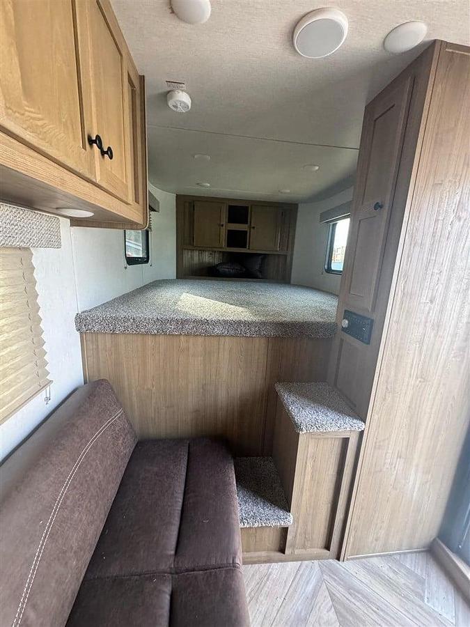 Used 2024 Lakota Colt 3 Horse Trailer