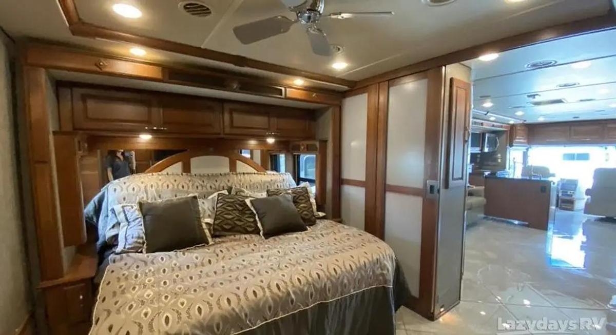 Used 2017 Winnebago Journey 40R Class A Motorhome