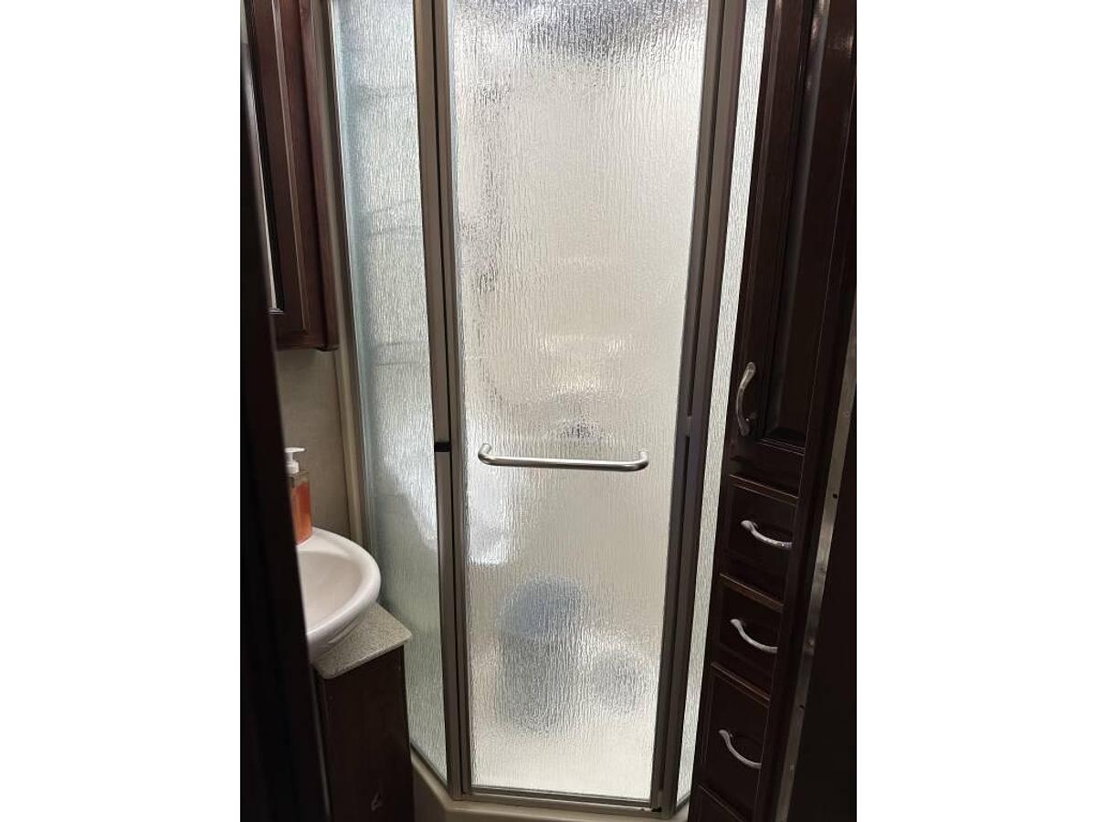 Used 2019 Fleetwood Southwind 34C