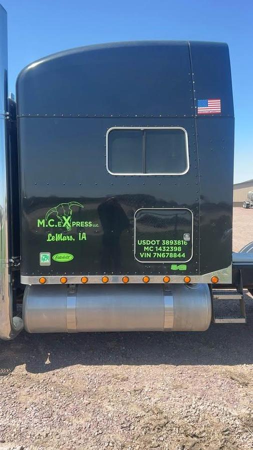 Used 2007 Peterbilt 379