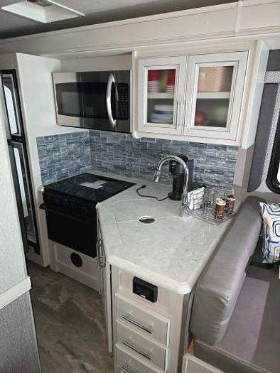 Used 2022 Fleetwood Flair 32S