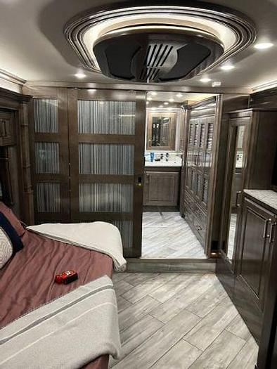 Used 2023 American Coach American Dream 45D