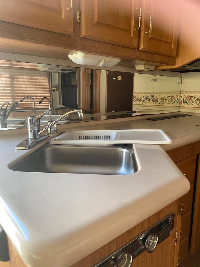 Used 1997 Fleetwood Southwind Class A Motorhome