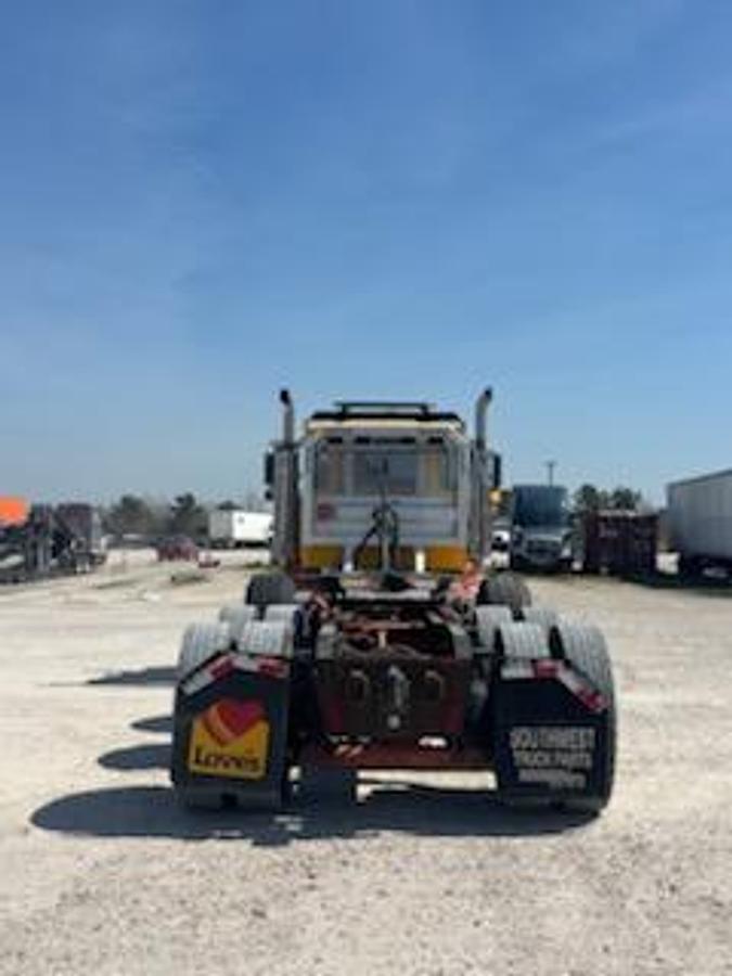 Used 2006 Kenworth T880