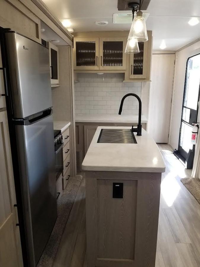 Used 2010 Forest River 34HB
