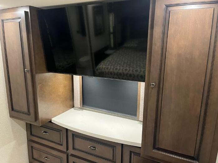 Used 2022 Newmar Dutch Star 4310