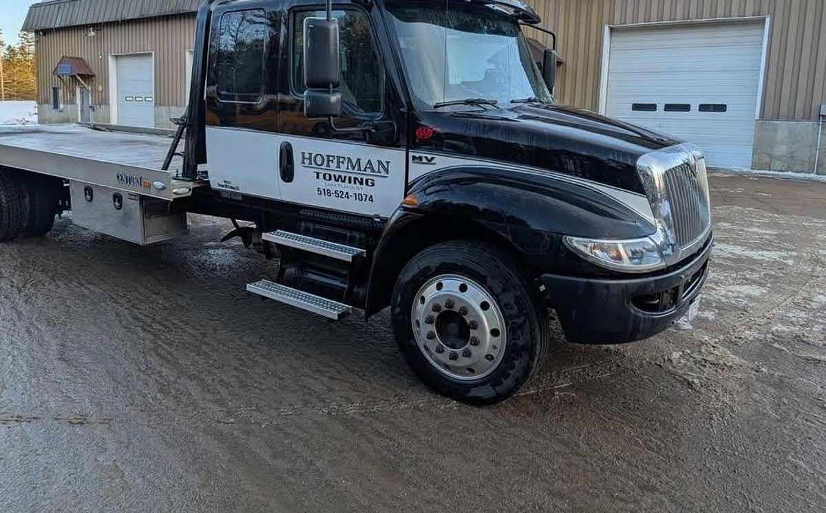 Used 2023 International MV607 Extended Cab 2-Car Rollback