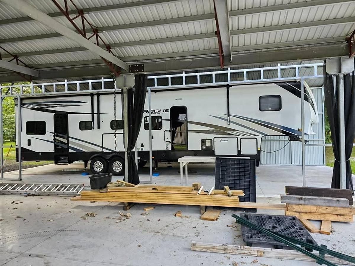 Used 2022 Forest River Vengeance Rogue Armored 371A13 Toy Hauler