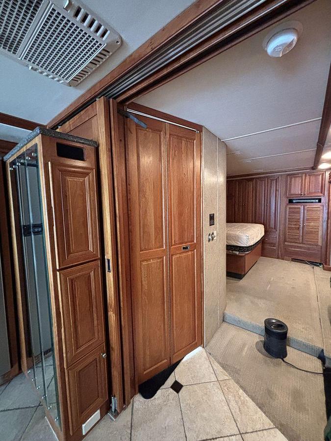 Used 2008 Fleetwood Revolution LE 40R Class A Diesel Motorhome