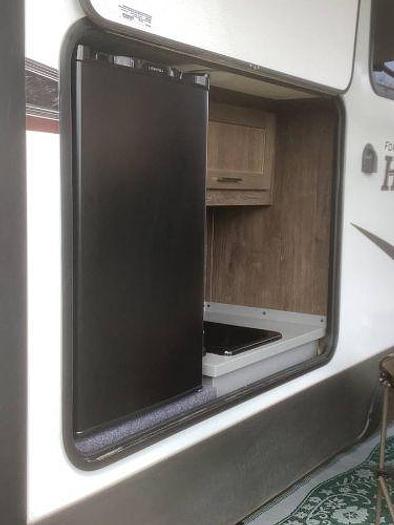 Used 2019 Forest River Wildwood Heritage Glen 272RL