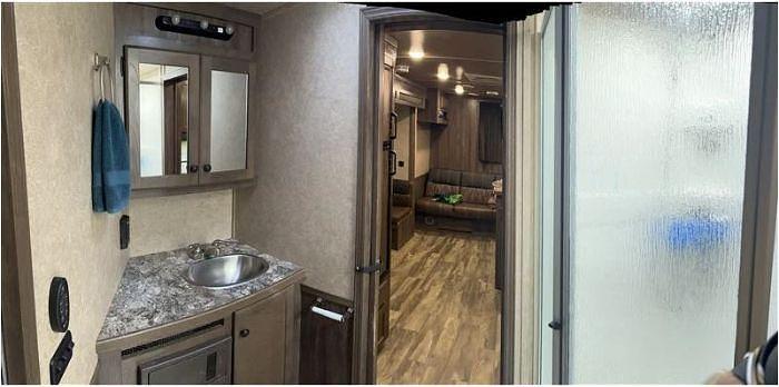 Used 2019 Lakota Charger With LQ