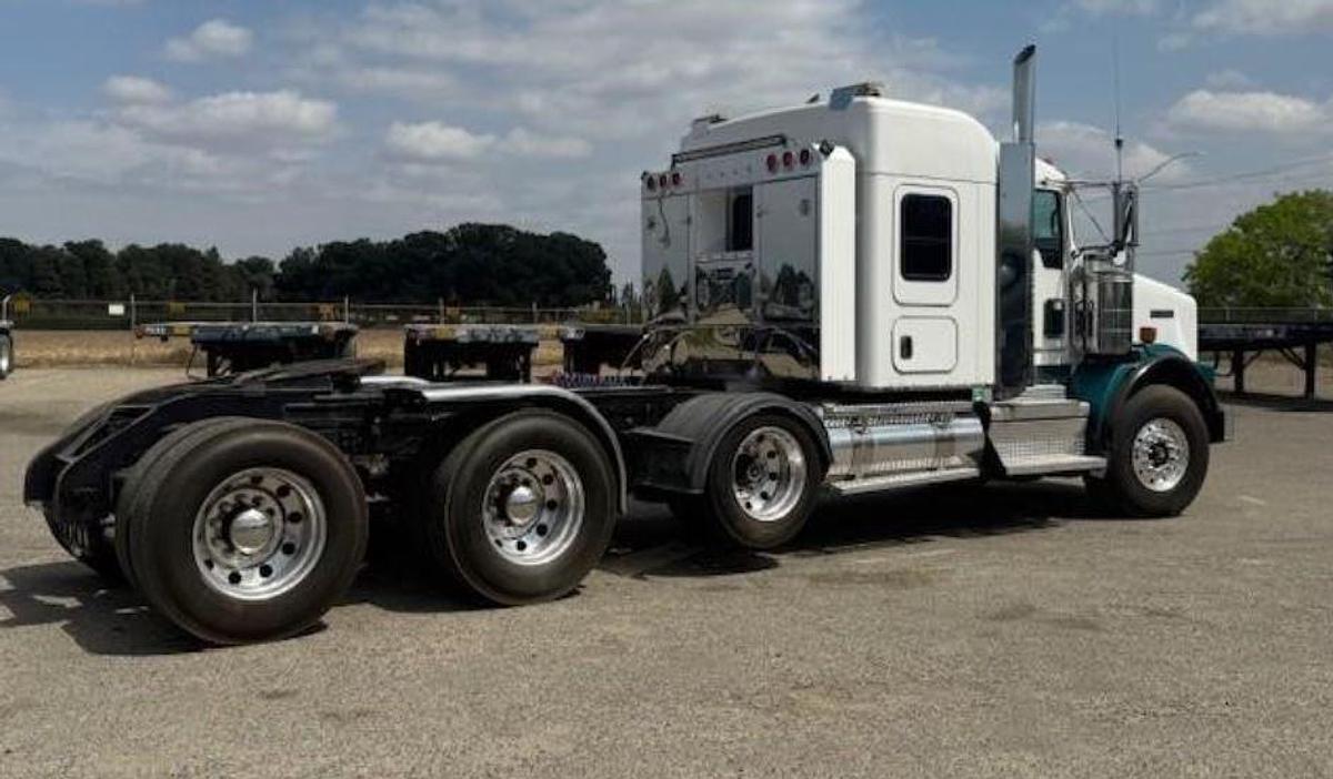 Used 2019 KENWORTH T800