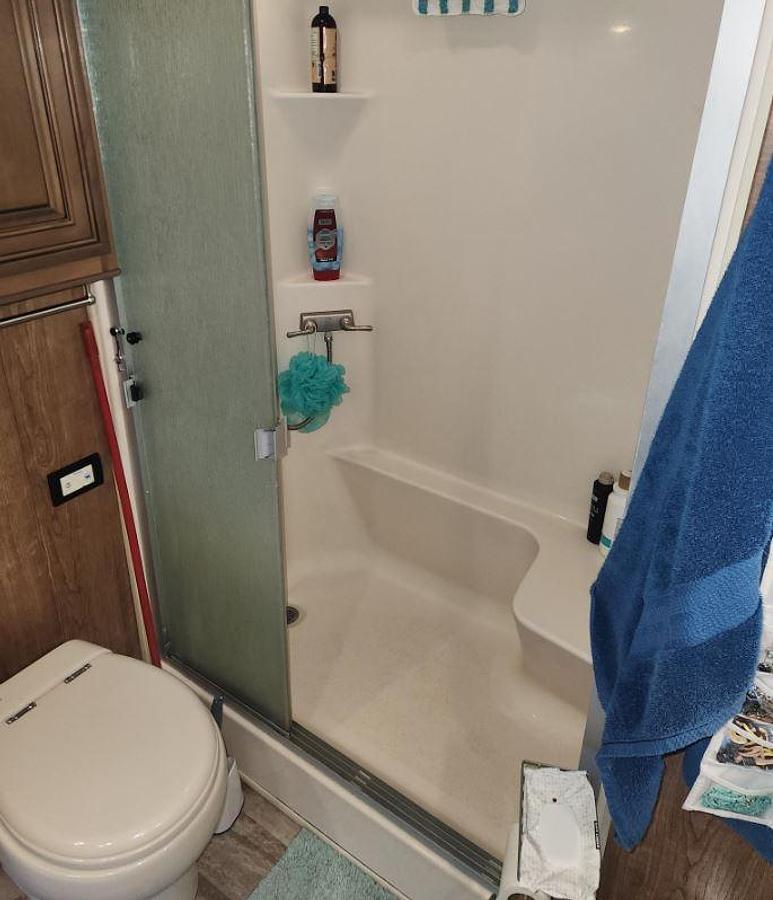 Used 2019 DRV MOBILE SUITES 44 HOUSTON Fifth Wheel