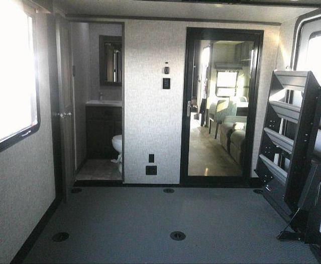 Used 2022 Vanleigh Ambition 399TH