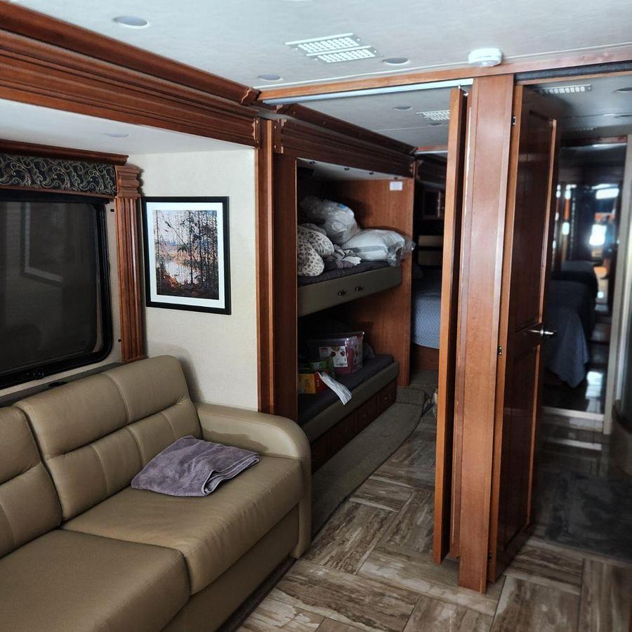 Used 2017 Fleetwood Discovery 39G
