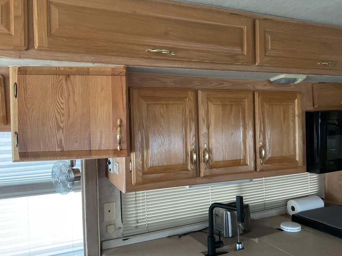 Used 2005 Alfa See Ya 40’ Diesel Pusher