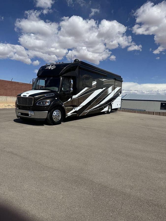 Used 2021 Renegade Verona LE 38LDG
