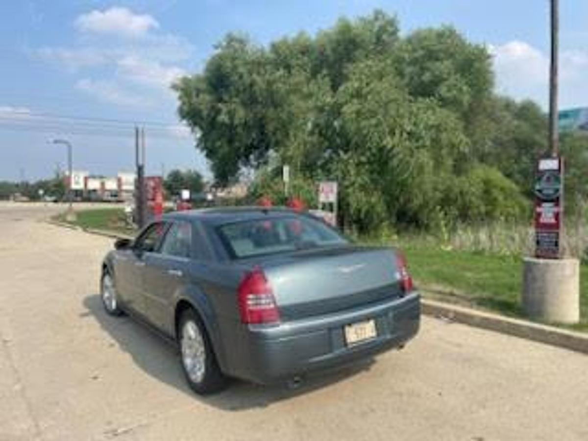 Used 2009 Chrysler 300C (formerly owned by President Barack Obama)