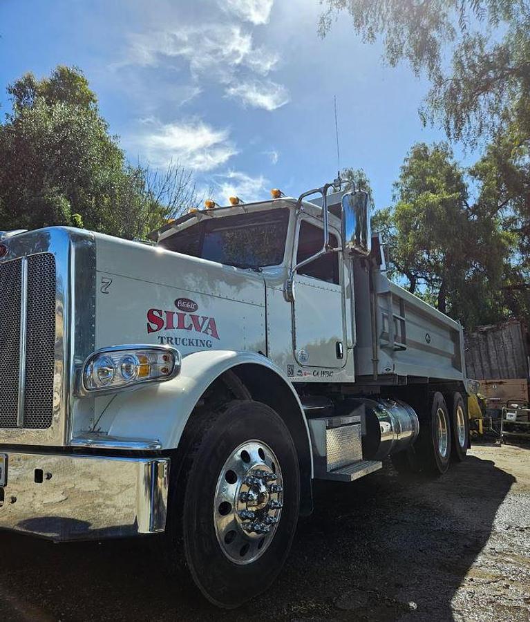Used 2022 Peterbilt 389 Dump Truck