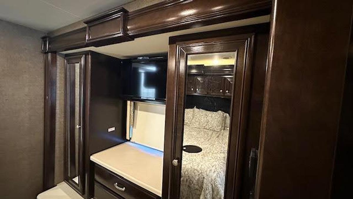 Used 2017 Thor Motor Coach Palazzo 36.1 Class A Motorhome