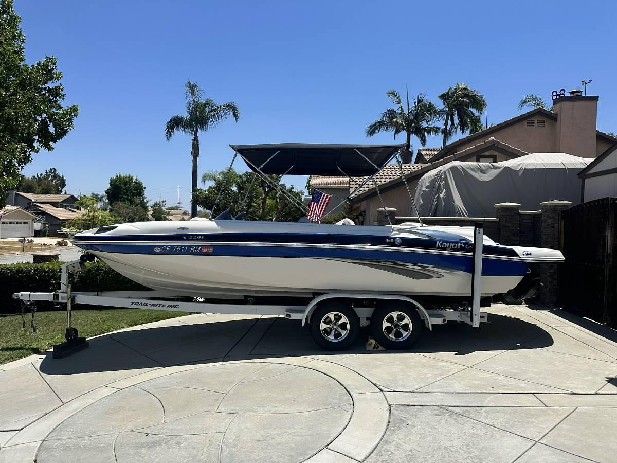 Used 2007 Kayot V220i Anniversary Edition Bowrider