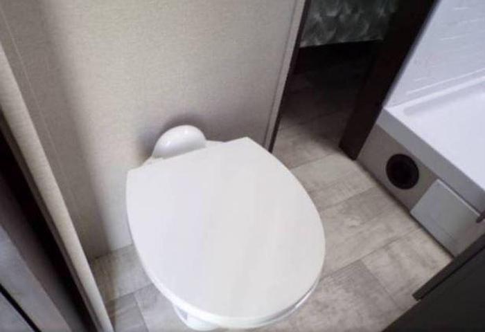 Used 2022 Grand Design Momentum 29G