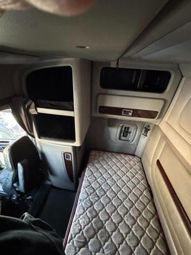 Used 2013 Peterbilt 388