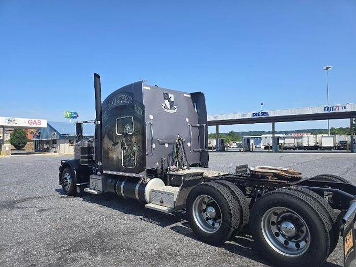 Used 2020 Peterbilt 389