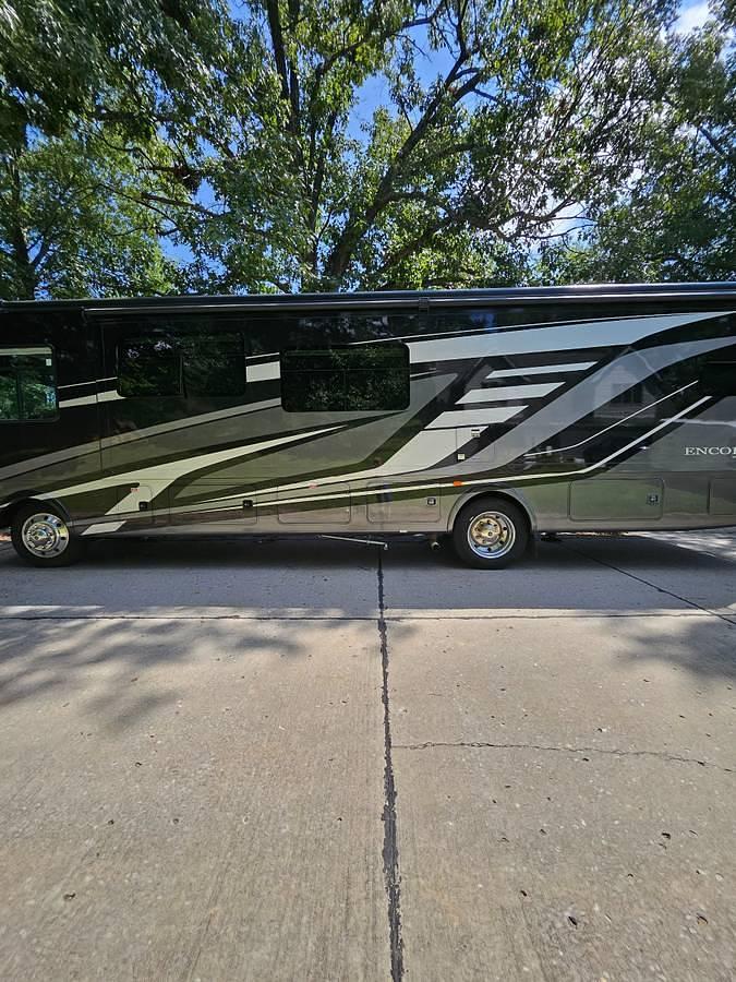 Used 2024 Coachmen Encore 355DS Class A Motorhome