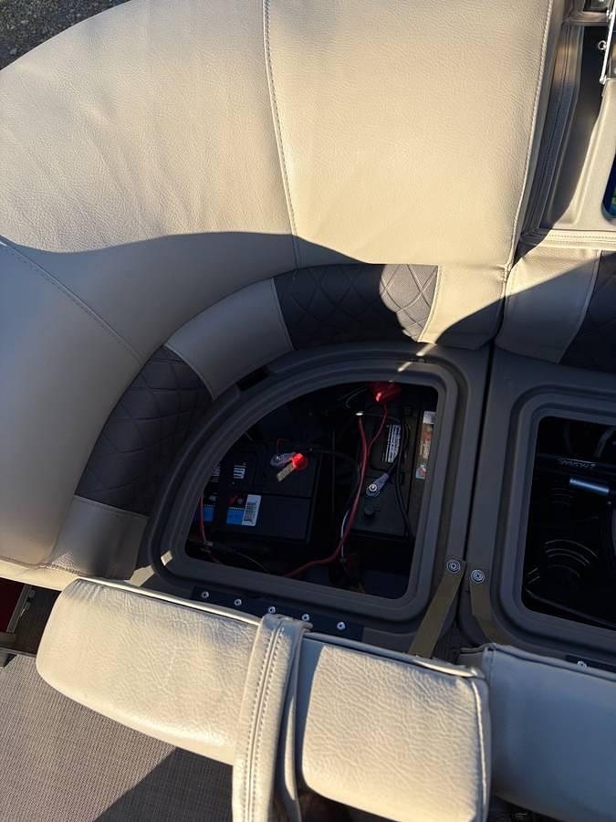 Used 2020 Suntracker Pontoon Sport Fish Deluxe