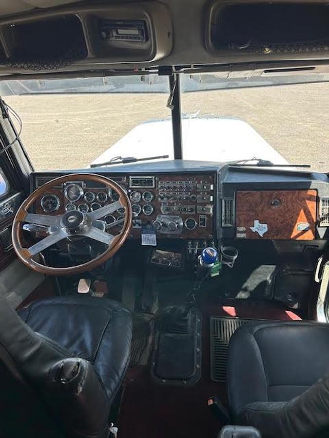 Used 2000 PETERBILT 379 & 2000 Wilson Aluminum Flatbed Trailer