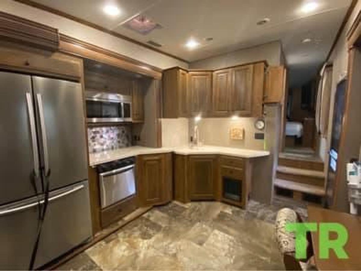 Used 2016 CrossRoads Cameo 34' Fifth Wheel