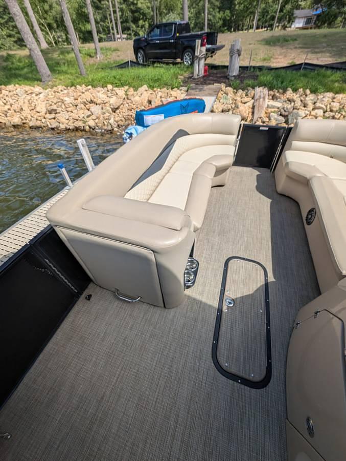 Used 2022 Encore RF SHOP Manitou Tritoon Boat