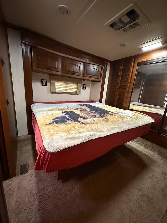 Used 2013 Coachmen Sportscoach Cross Country 385DS Class A Motorhome