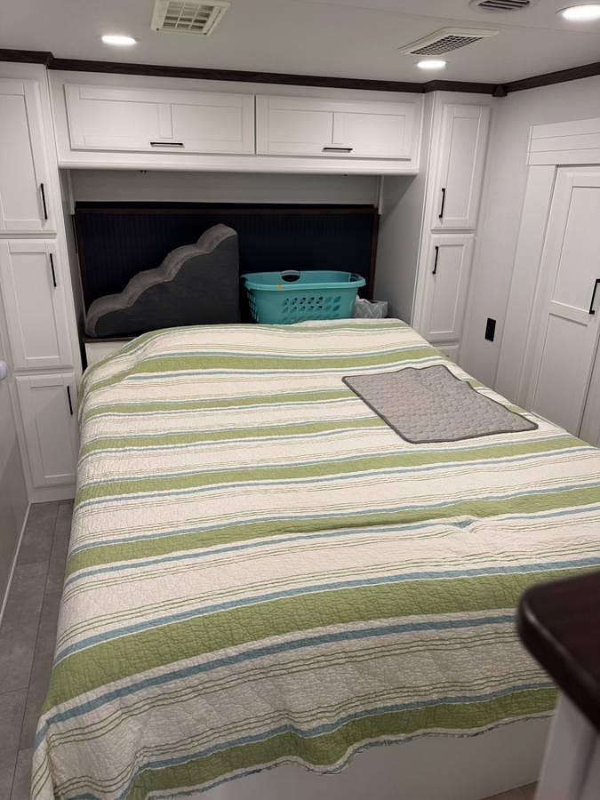 Used 2024 Forest River Riverstone Legacy 42FSKG