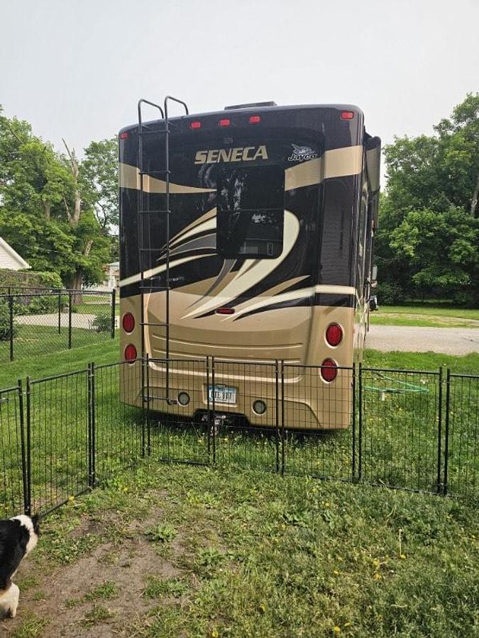 Used 2014 Jayco Seneca 36FK